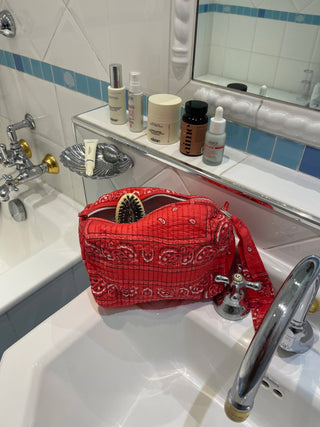 Maxi waterdichte toilettas Uma - rode en roze bandana - gewatteerd katoen groot formaat - Bio'ty Lab