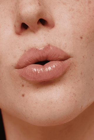 Overglaze Hydrating Lip Gloss